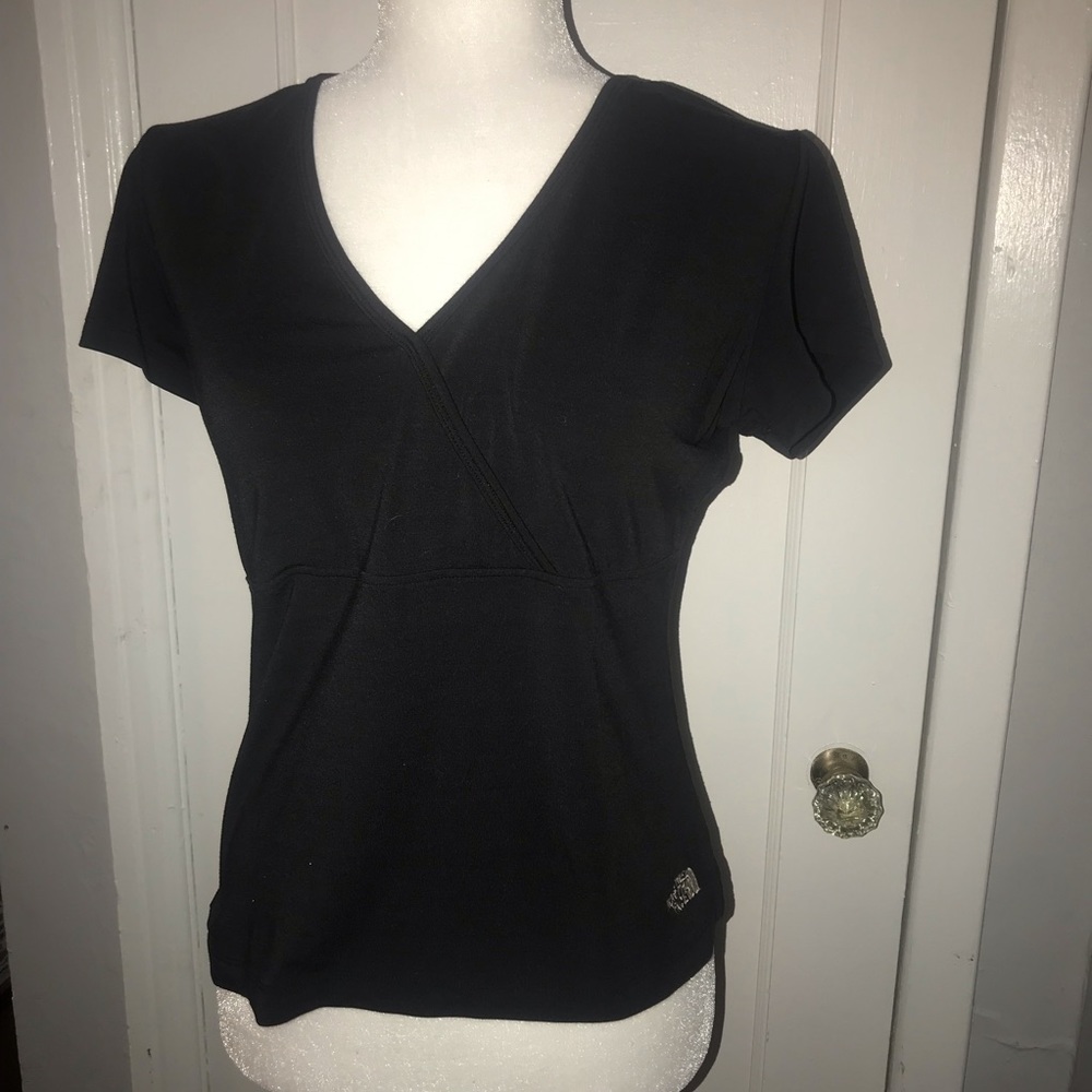 Black North Face top